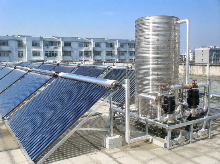 泰山区商用大容量真空管太阳能热水系统